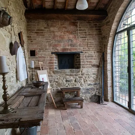 Villa In Agello